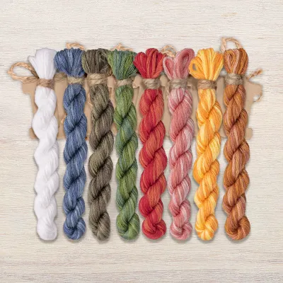 Набор ниток OwlForest для схемы «Пёстрая курочка» (DMC)